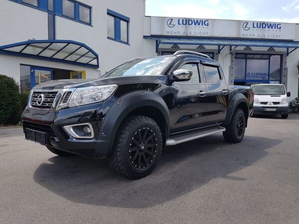 Kotflügelverbreiterung schwarz grau matt Nissan Navara NP300 EURO5