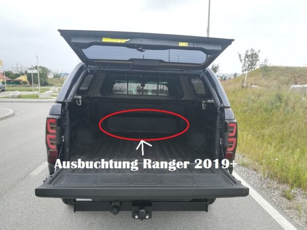 Aeroklas Laderaumwanne mit Rand - mit original Verzurrössen Ford Ranger