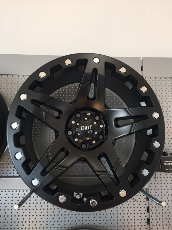 Dirt D66 schwarz Alufelge 18" TÜV VW Amarok