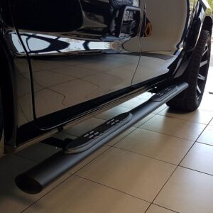 Misutonida Schwellerrohre - mit Kunststoff Trittauflage, oval - schwarz - Volkswagen Amarok D/C 10-
