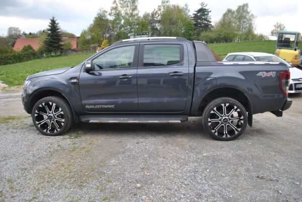 TUFF T13 Alufelge 22" ET15 Ford Ranger