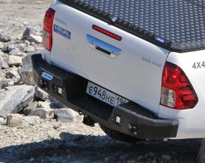 Rival Bumper - Alu Stoßstange vorne mit TÜV Toyota Hilux 2015-