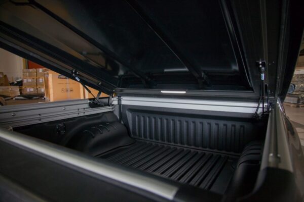 Pro-Form Sportlid Prämie Abdeckung mit Tango System - Volkswagen D/C 10-