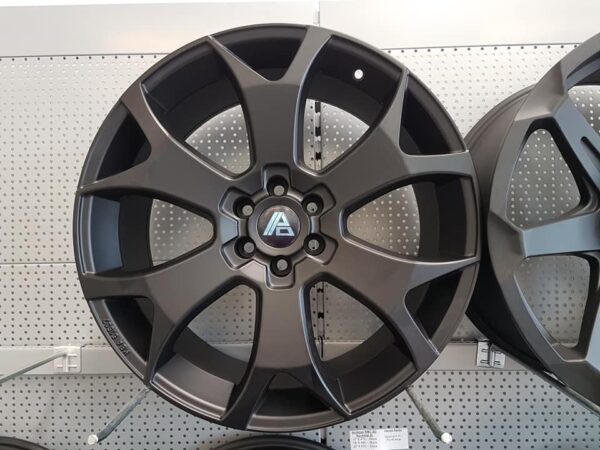 20" Alufelge A05 schwarz matt Mercedes X-Klasse mit TÜV