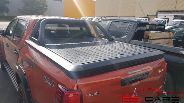 UpStone Laderaumabdeckung Aluminium Cover - Schwarz Mitsubishi L200 DK 2015- / 2019-