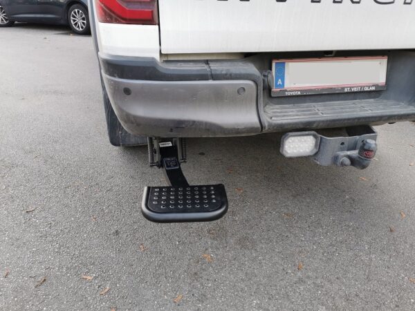 Trittstuffe / T-Step Einstiegshilfe Toyota Hilux 2015+ 2020+