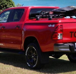 Pro-Form Sportlid V-Abdeckung Toyota Hilux 2015-