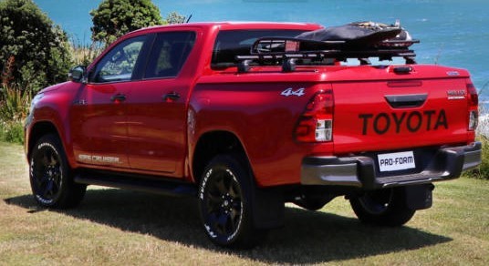 Pro-Form Sportlid V-Abdeckung Toyota Hilux 2015-