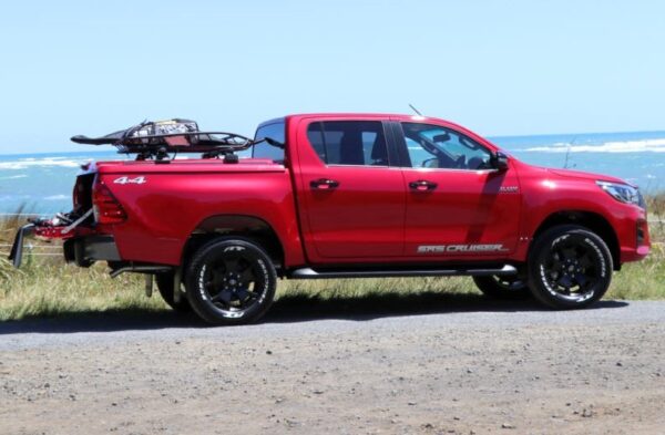 Pro-Form Sportlid V-Abdeckung Toyota Hilux 2015- mit Zentralverriegelung