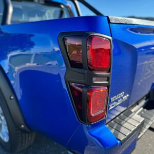 Heckleuchten Abeckungen schwarz - Isuzu D-MAX 2020-