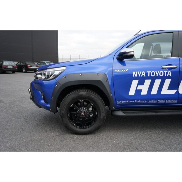 Kotflügelverbreiterung Set 4cm Toyota Hilux 2016-2020