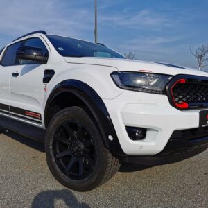 Kotflügelverbreiterung City schwarz lackiert Ford Ranger 2019- mit PDC