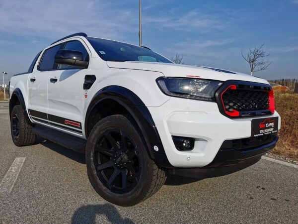 Kotflügelverbreiterung City schwarz lackiert Ford Ranger 2019- mit PDC