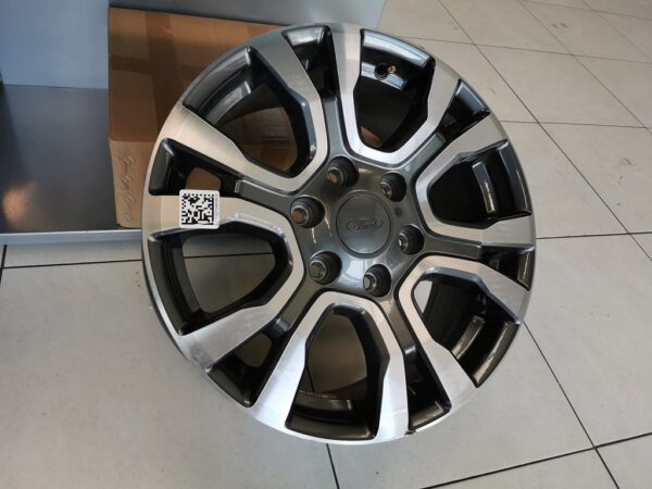 8x18" ET55 6x139,7 HUB 93,1 Ford Ranger Wildtrak Alufelge Original