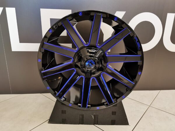 20" Fuel Contra Alufelge - 9x20 6x139,7 ET20 6x135