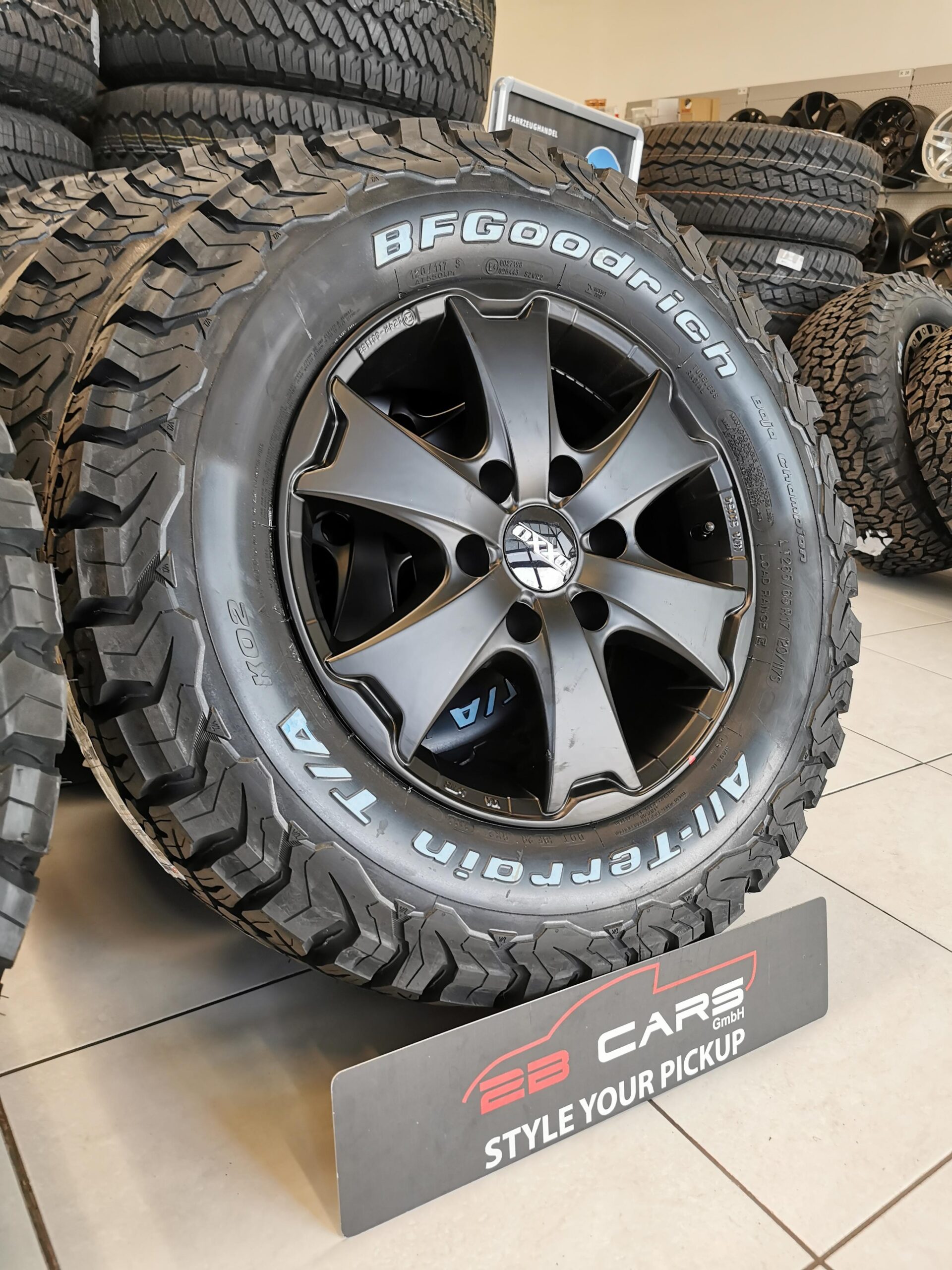 17" Räder OXXO 265/65R17" BfGoodrich Ko2 - Toyota Hilux