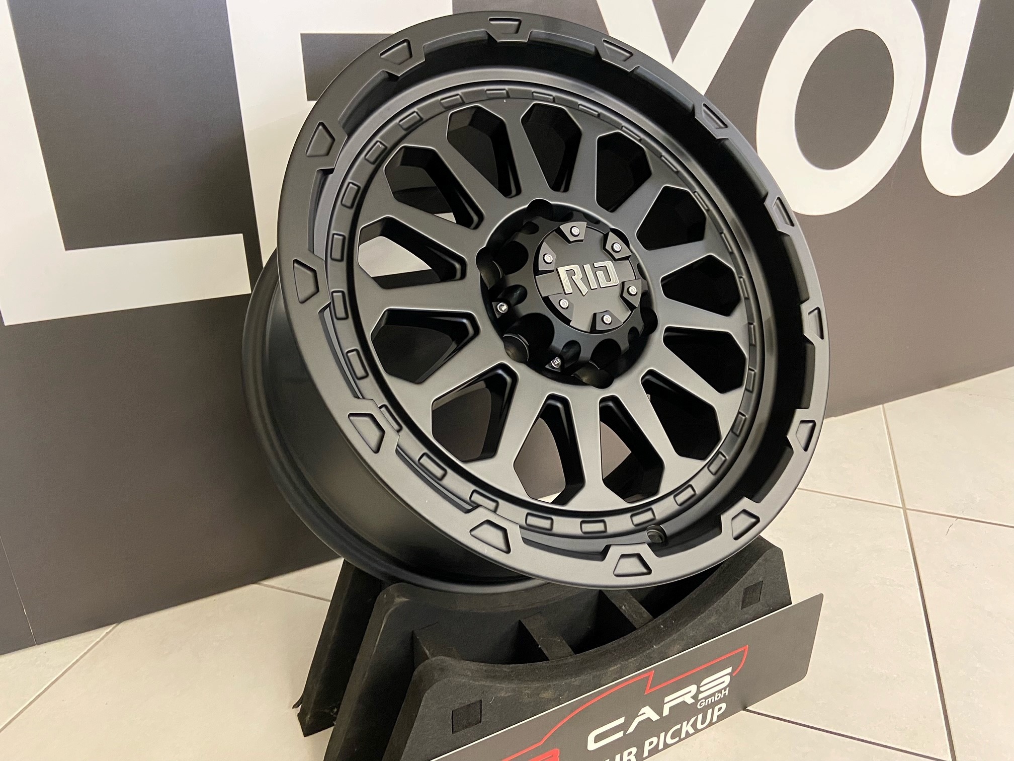 Alufelge RID R07 17"x9J ET25 schwarz