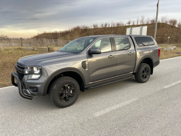 AEROKLAS Stylish Hardtop - mit Aufklappfenster rechts und Ausstellfenster links-Ford Ranger D/C-Ford Raptor 2023-