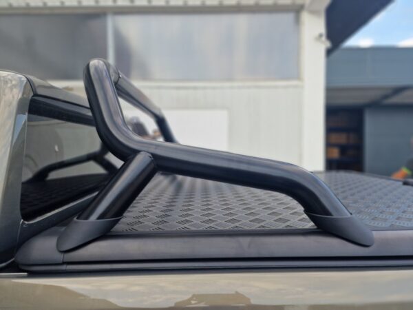 Max Rollbar/Überrollbügel für Maxcover Alu Laderaumabdeckung-schwarz OHNE Bremsleuchte-Ford Ranger und Raptor 2015+/Toyota 2016+ – Bild 5