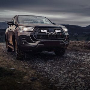 Lazer Lamps Kühlergrill Kit für Toyota Hilux GR ab Baujahr 2023 - Triple-R 750 Elite