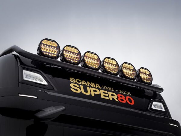 Lazer Lamps Sentinel 9" Highline - Zusatzscheinwerfer mit Beacon (gelben Blitzlicht) – Bild 11