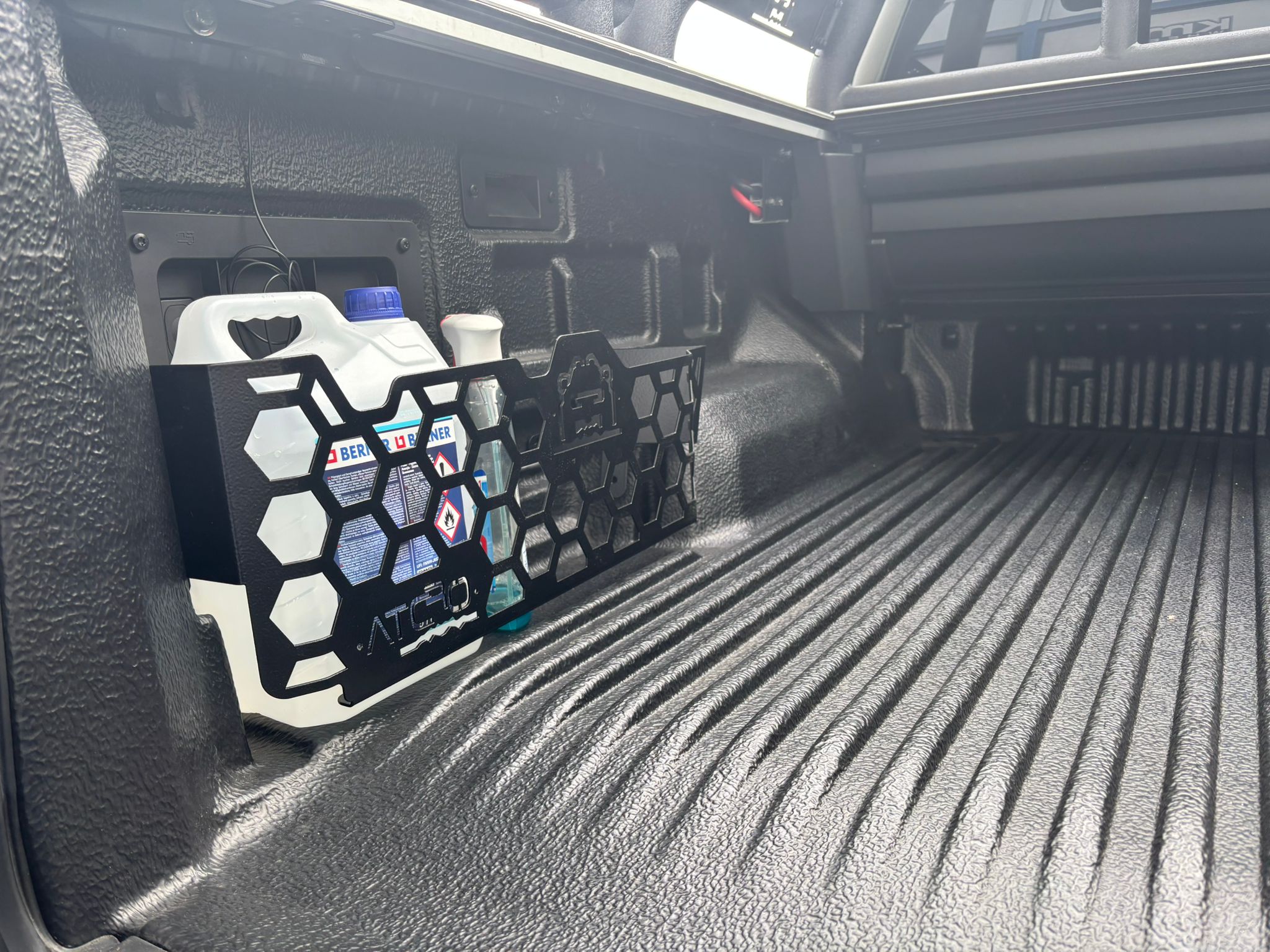 Laderaum-Organisator LINKS für Ford Ranger pHEV 2025+ – Bild 4