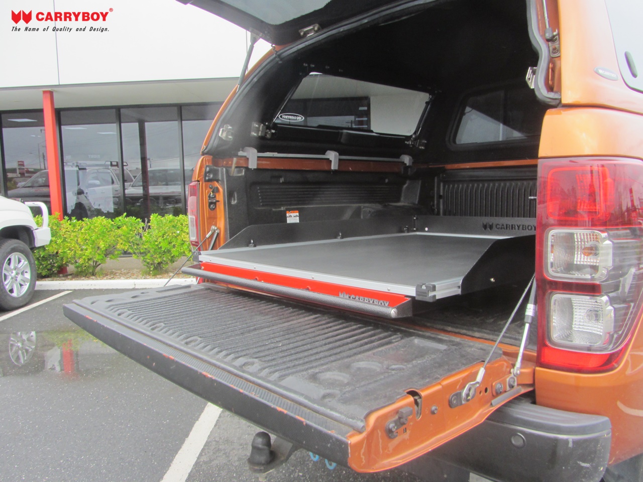 Carryboy ausziehbarer Laderaumtisch SIMPLE Größe S – 1000 x 1380 x 208 mm für Toyota, Isuzu und Mitsubishi – Bild 8